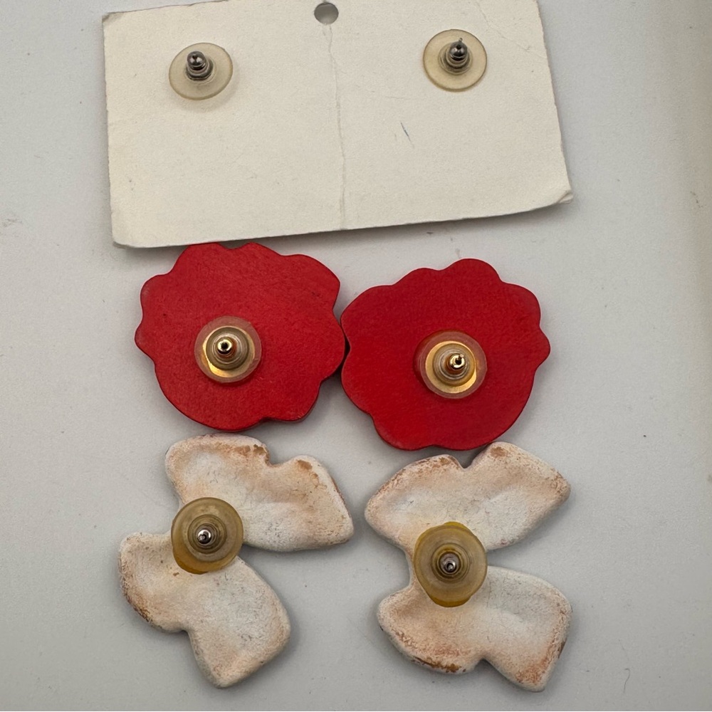 Vintage Brightly colored vintage earrings lot Red Cowgirl Western 90s wood post - Picture 5 of 5